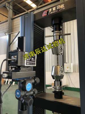 視頻引伸計在萬能試驗機上的應用